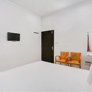 Super Hotel O Goverdhan Villa